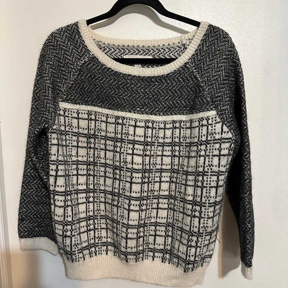 LOFT Black and Cream Patterned Sweater